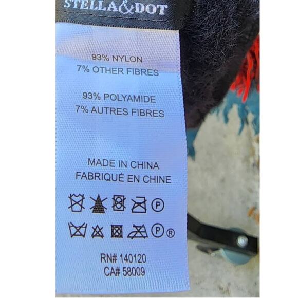 Stella & Dot Metallic Multi-Way Snap Scarf Black & Gray - Picture 5 of 11